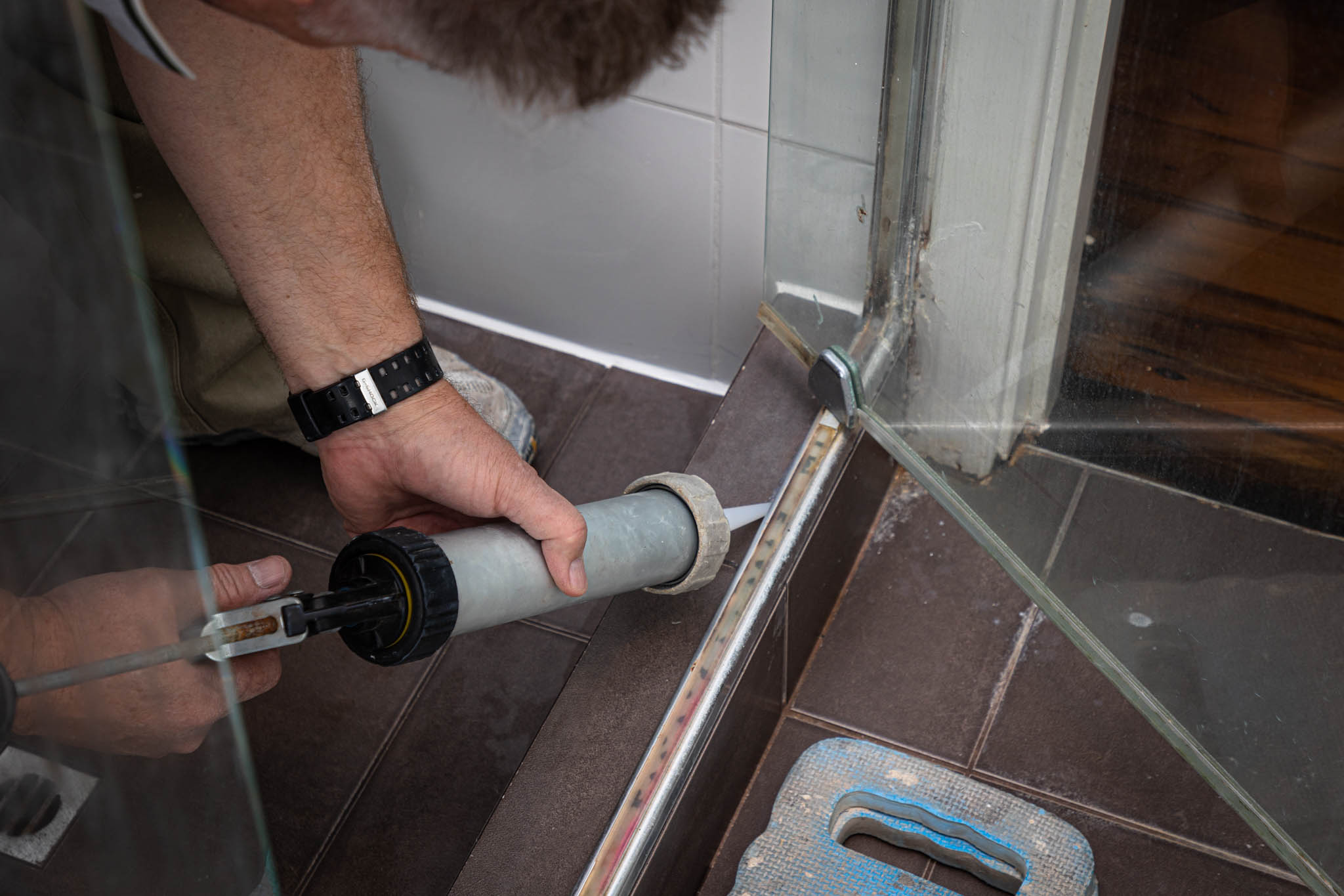 Bathroom Surgeon Silicone Replacement